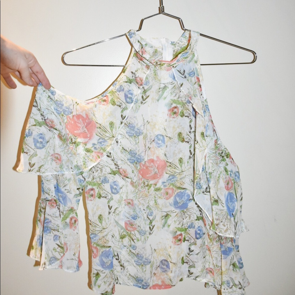 Floral she in blouse